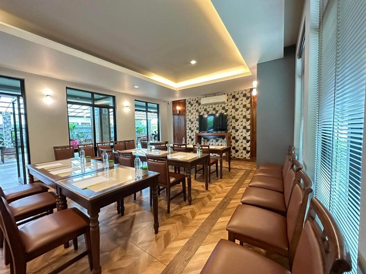 Mangrove Prestige Hotel Na Chom Thian Bagian luar foto