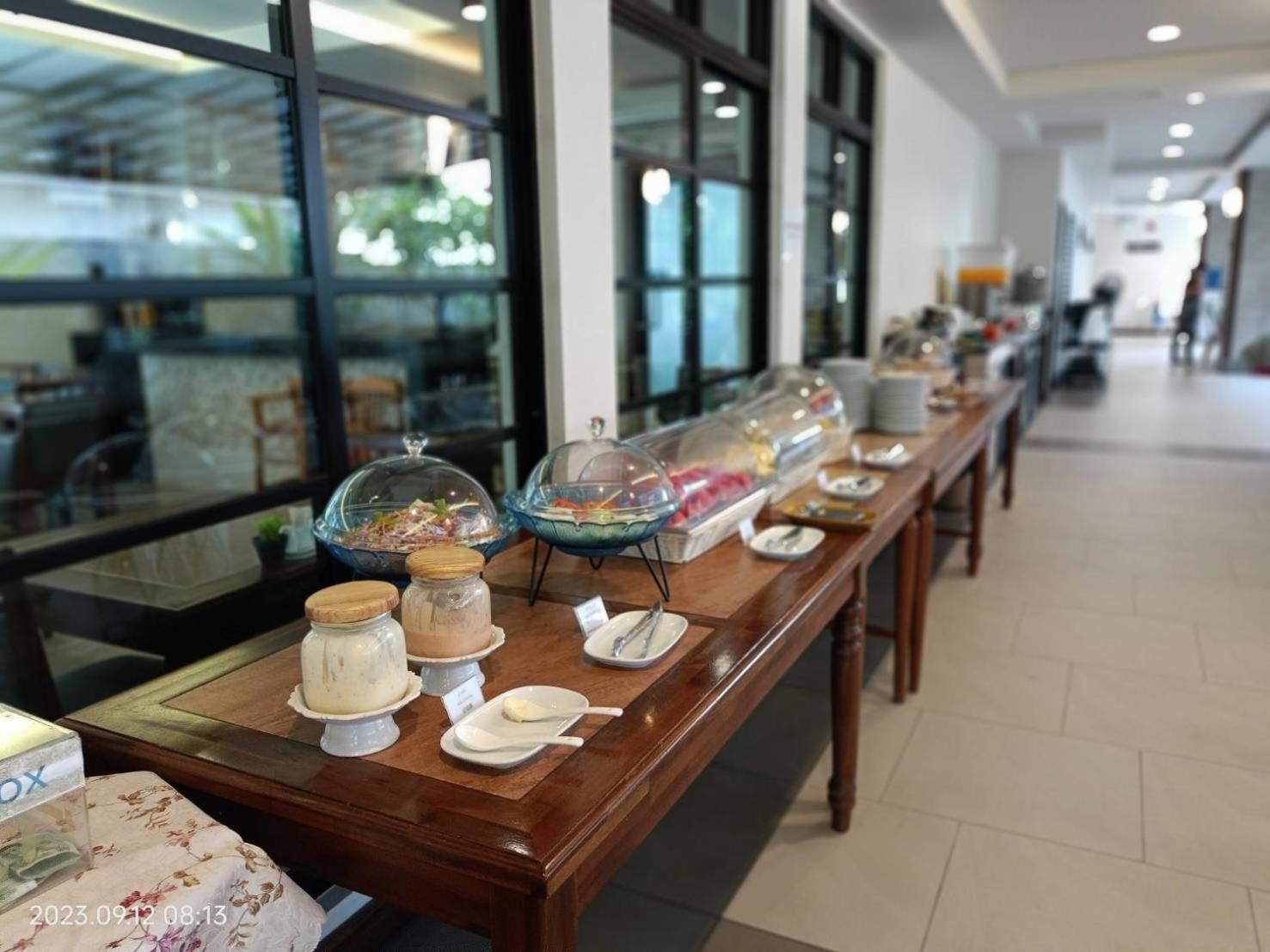 Mangrove Prestige Hotel Na Chom Thian Bagian luar foto