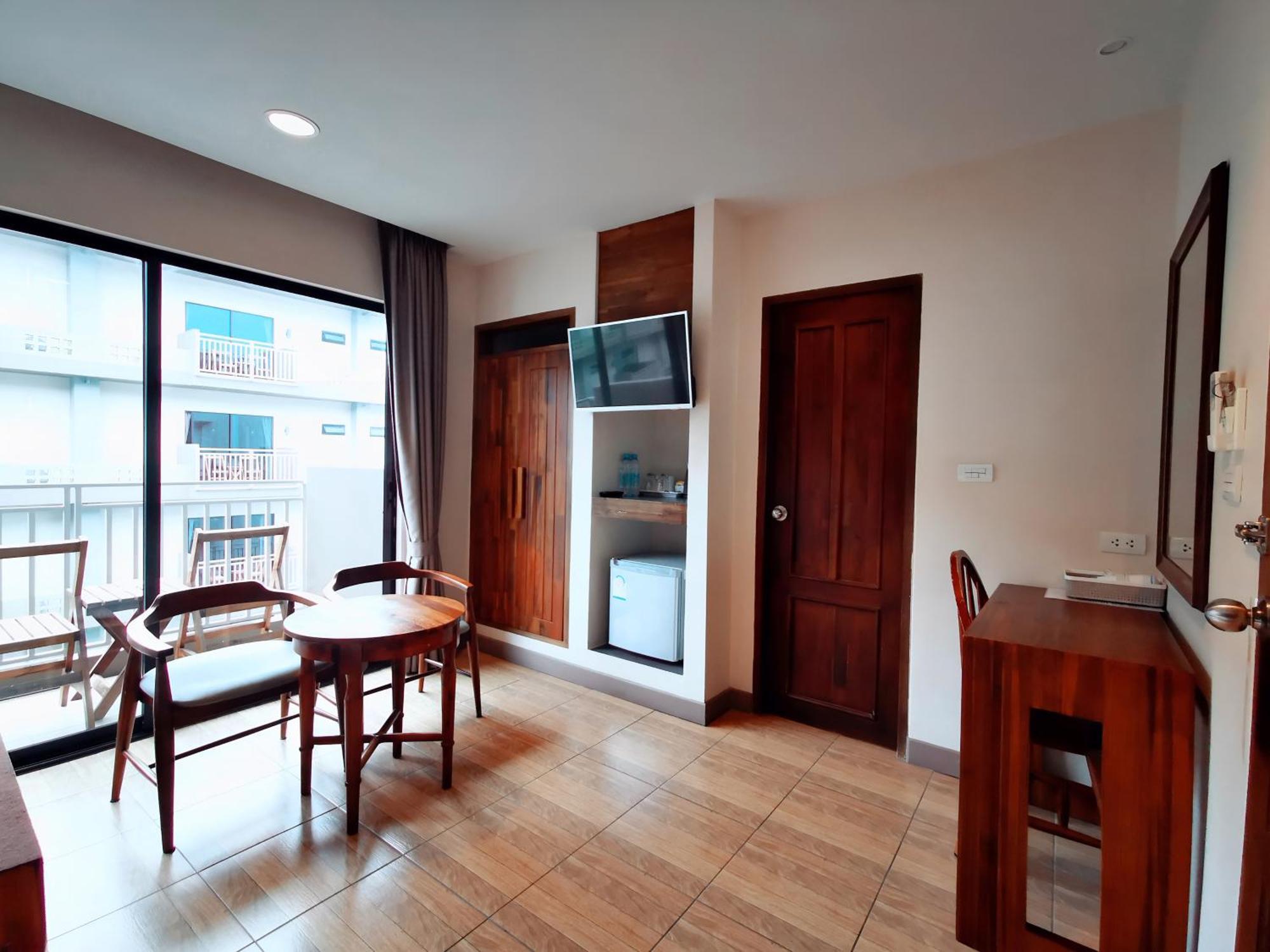 Mangrove Prestige Hotel Na Chom Thian Bagian luar foto