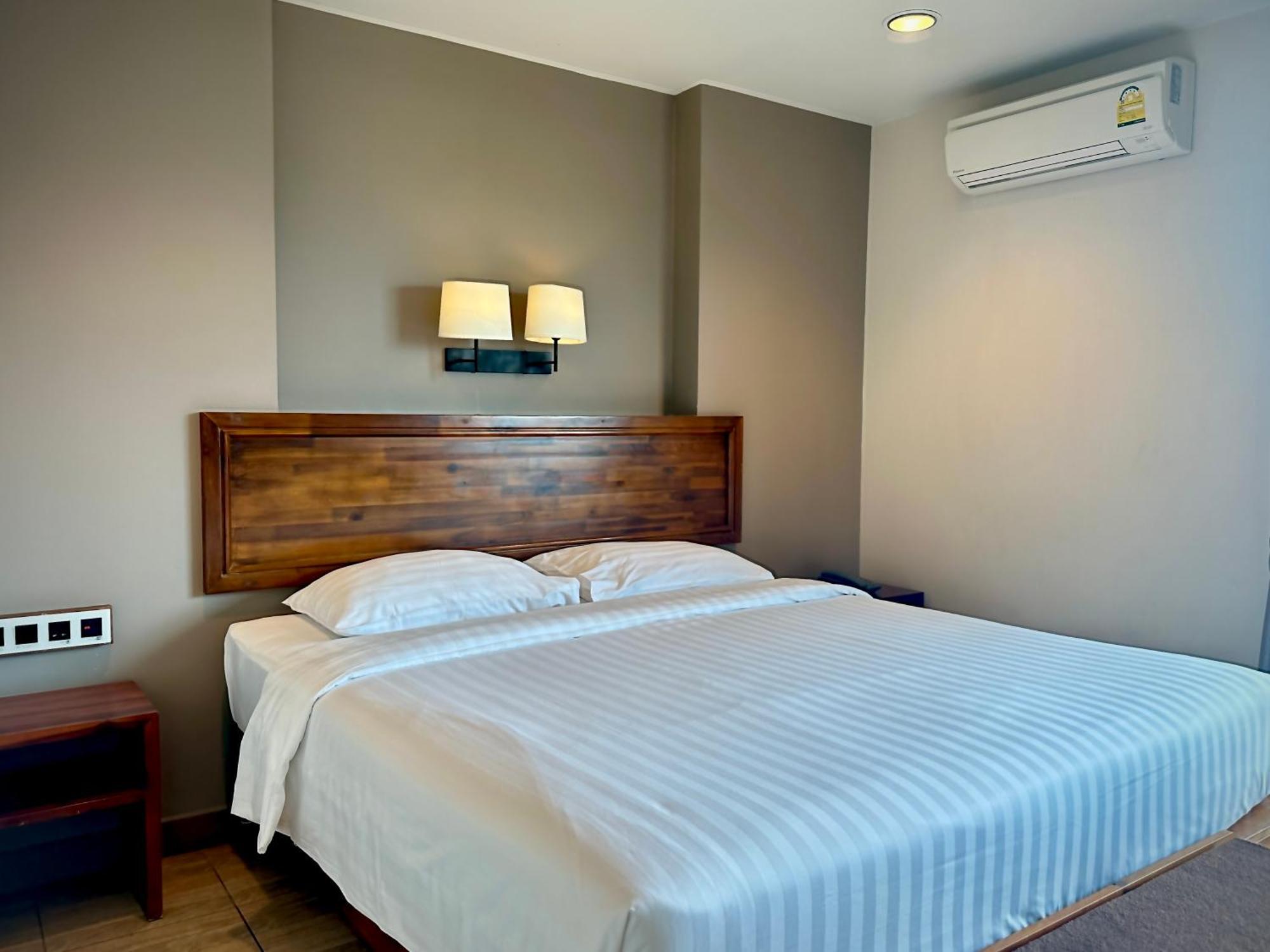 Mangrove Prestige Hotel Na Chom Thian Bagian luar foto