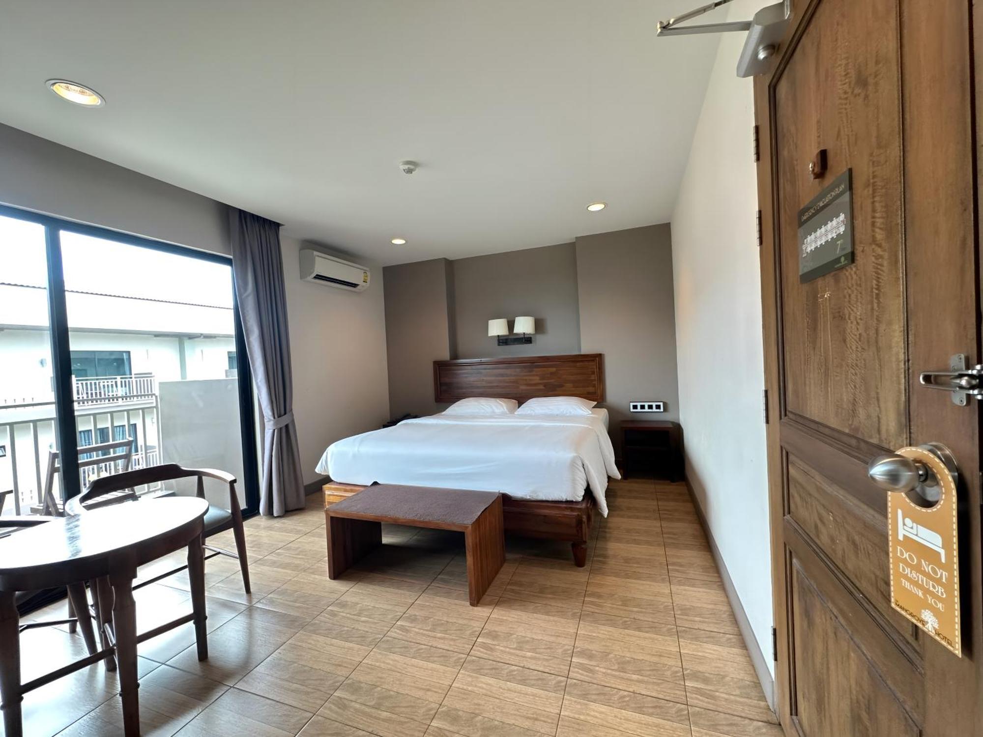 Mangrove Prestige Hotel Na Chom Thian Bagian luar foto